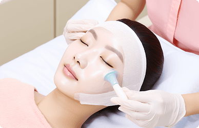 At-Home vs Professional Beauty Treatments
